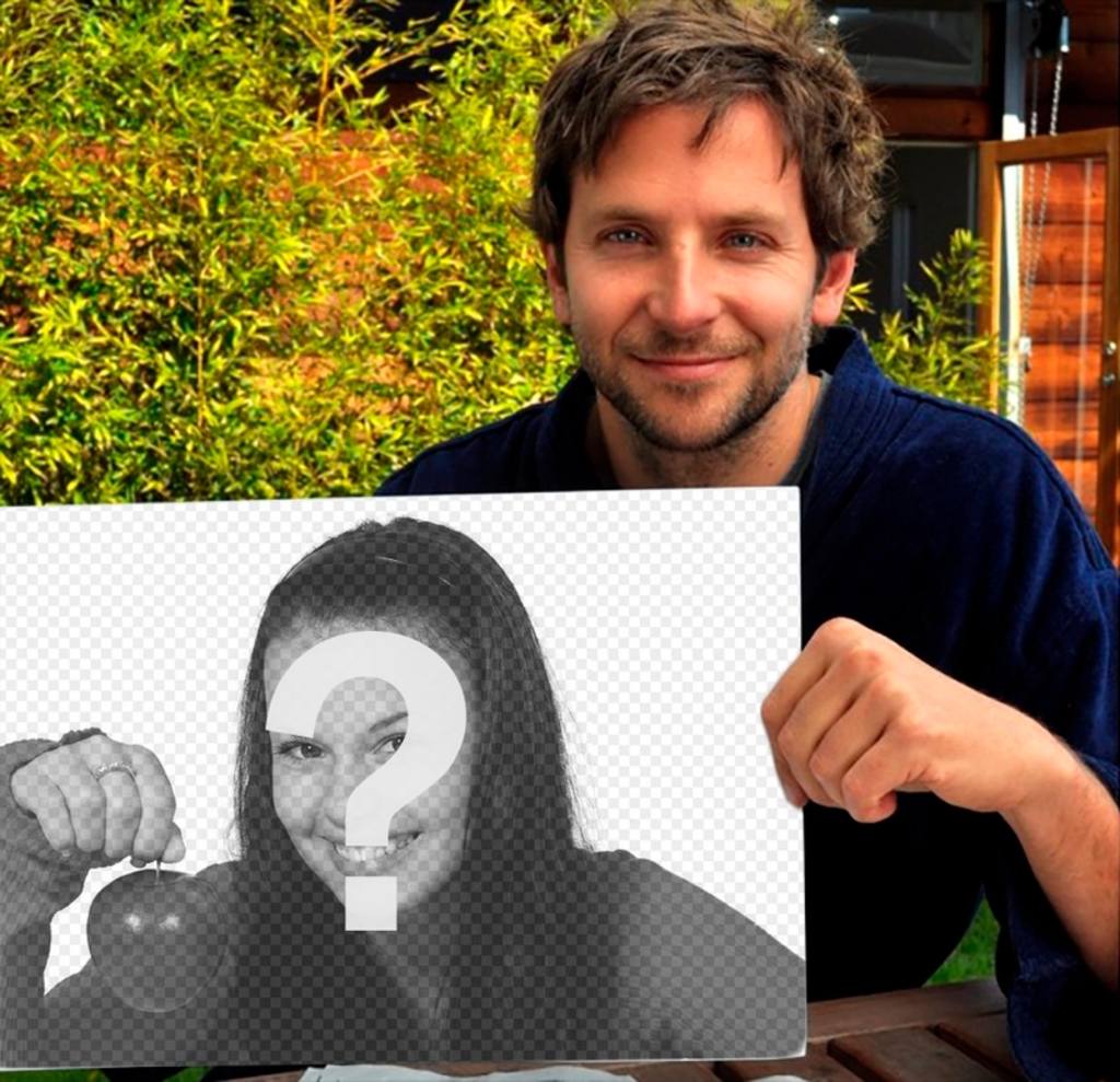 Setzen Sie Ihr Bild in diesem von Bradley Cooper gehalten Rahmen. ..